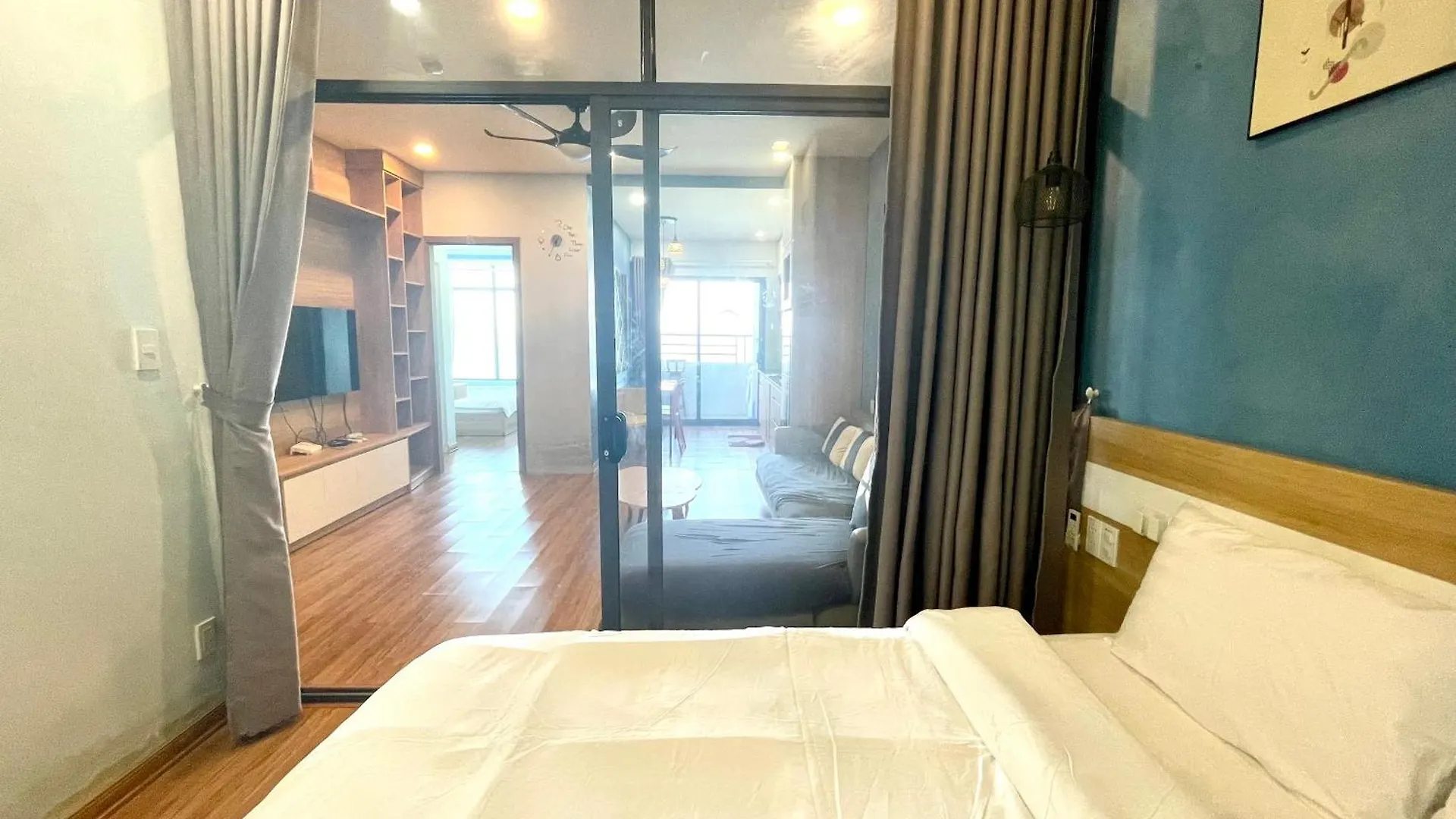 The Gold Beach Nha Trang Holtel & Apartment 3*,