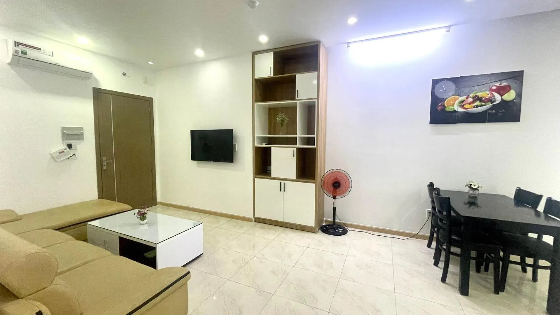 The Gold Beach Nha Trang Holtel & Apartment